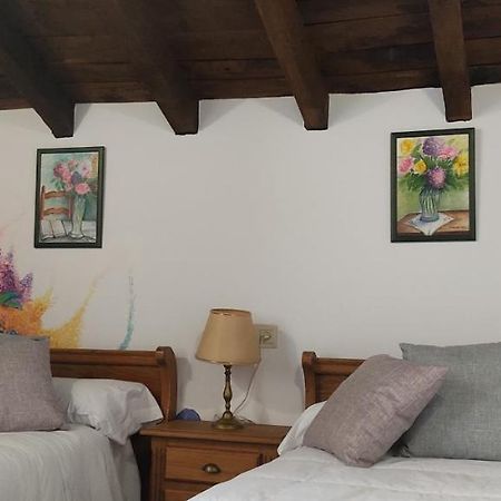 Hostal Mendaurpe Ituren Esterno foto