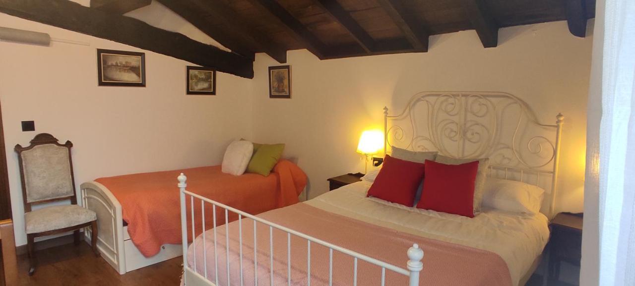 Hostal Mendaurpe Ituren Esterno foto