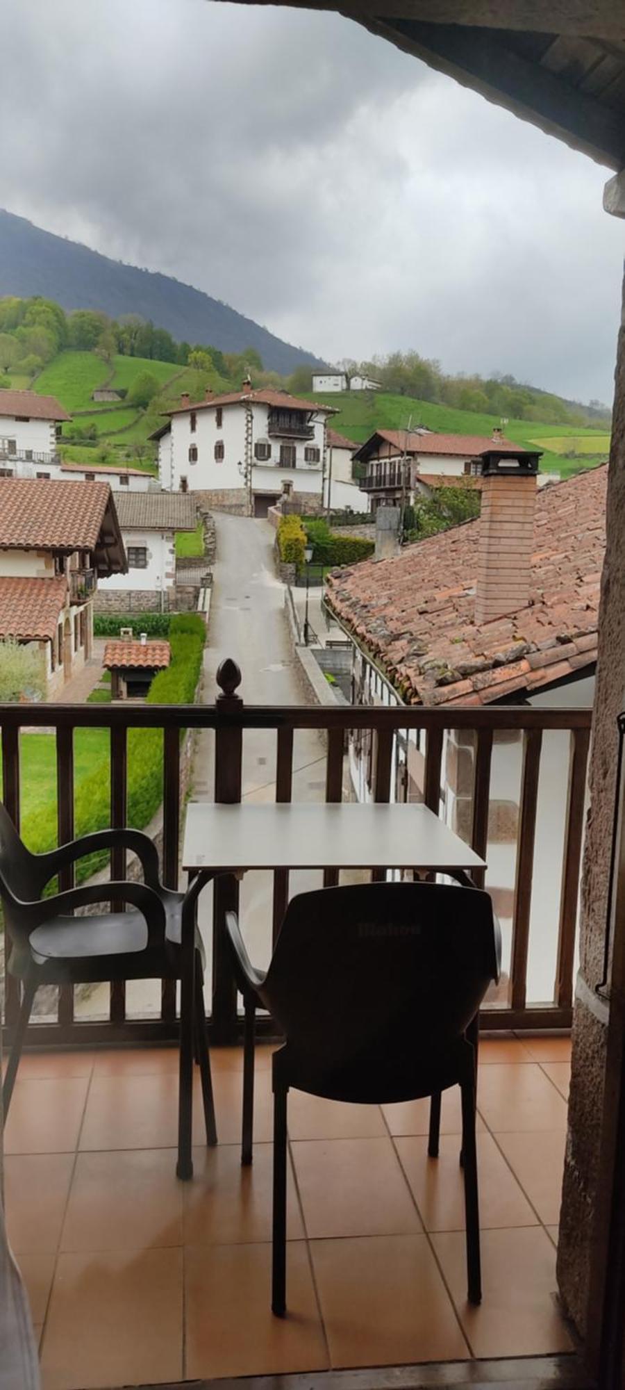 Hostal Mendaurpe Ituren Esterno foto