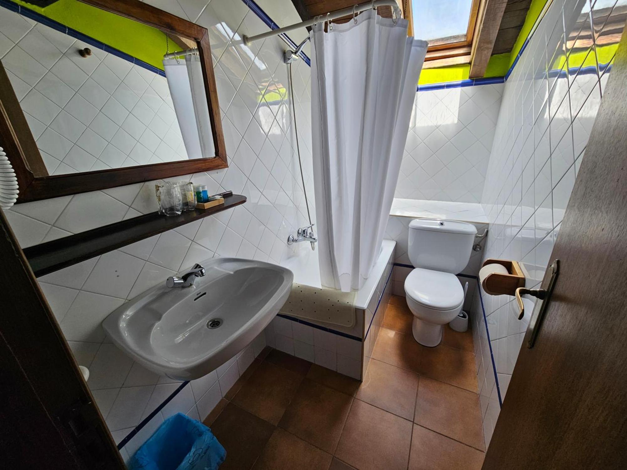 Hostal Mendaurpe Ituren Esterno foto